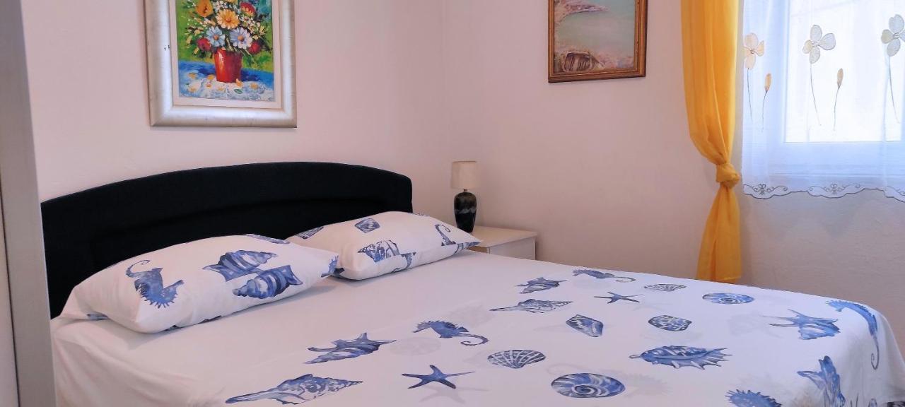 Orange Bamboo Suite Split Bagian luar foto